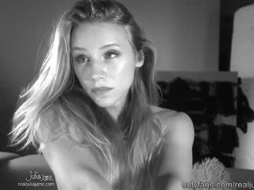 Cam stars tranny julia_jane image #6388000
