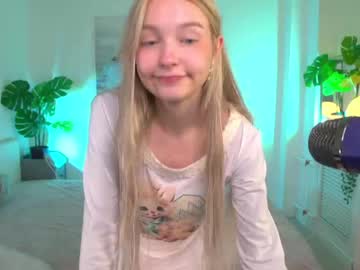 Cam stars girl tiny_flame image #6945696
