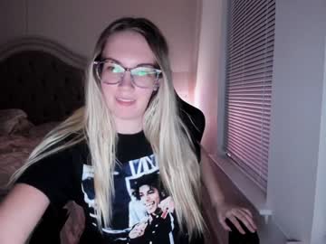 Cam stars girl mariah95 image #3112376
