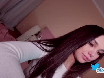 Cam stars girl hollyextra image #2923014