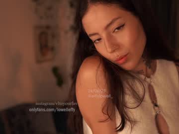 Cam stars girl effylowell_ image #4650841