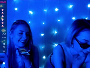lovv_66 cam stars
