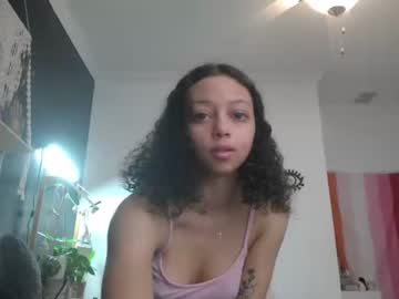 Cam stars girl olivia_babe2003 image #3654298
