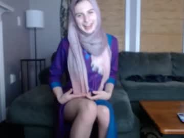 Cam stars girl fiestyfatima1 image #2417629