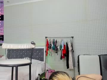 Cam stars girl peow_peow_ image #3108229