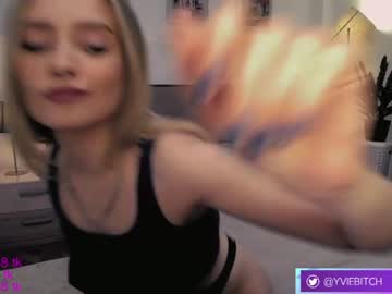 Cam stars girl _yvie_ image #4267992