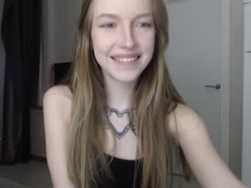 Cam stars girl cringecringecringe image #1044335