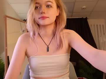Cam stars girl just_mia_ image #7053879