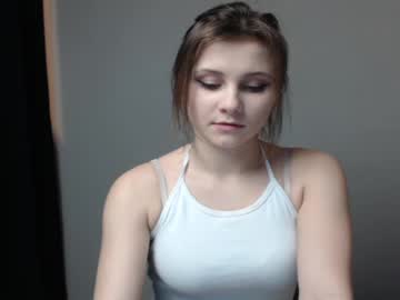 Cam stars girl relax_nina image #975655