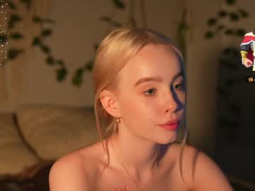 Cam stars girl mother__of__dragons image #5639060