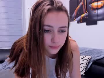Cam stars girl emily_siu image #5473609