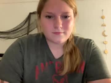 Cam stars girl sarabear1999 image #6975113