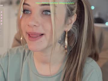 Cam stars girl mia_milagros image #2094072