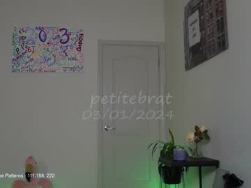 Cam stars girl petitebrat image #6447196