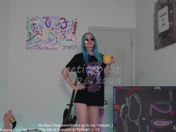 Cam stars girl petitebrat image #6844635