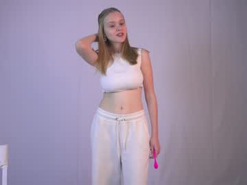 Cam stars girl lover_chill image #5791211