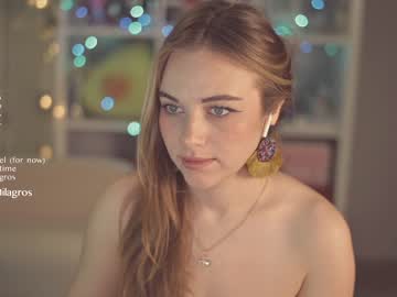 Cam stars girl mia_milagros image #5504260