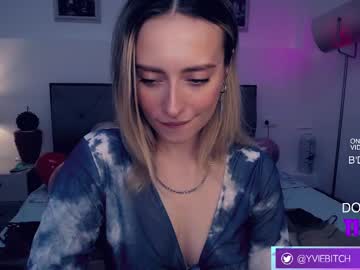 Cam stars girl _yvie_ image #4846781