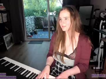 Cam stars girl in_tune image #2821878