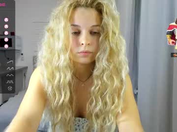 Cam stars girl mila_martella2004 image #5186252