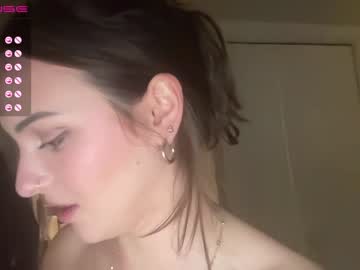 Cam stars girl isla_flowers image #1152704