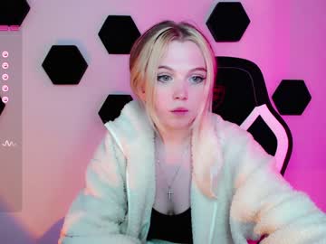 Cam stars girl small_blondee image #4260258