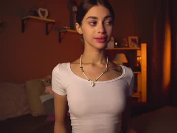 Cam stars girl cuteelsa_ image #5765142