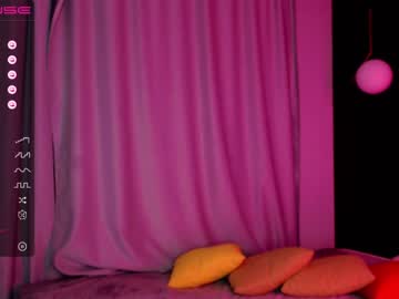 Cam stars girl small_blondee image #2464984