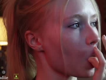 Cam stars girl bestblondiiecb image #5882852