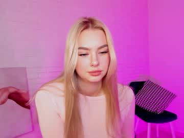 Cam stars girl 8a8y_nura image #866592