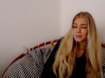 Cam stars girl pervyblonde image #1750970