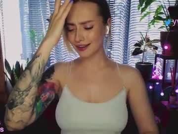 Cam stars girl _yvie_ image #1931579