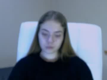 Cam stars girl zoey_deuttch image #3667269