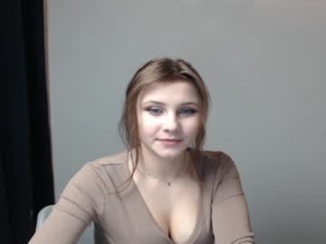 Cam stars girl relax_nina image #566013