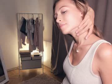 Cam stars girl wave_of_happy_ image #5485597