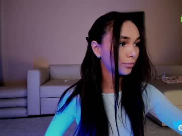 Cam stars girl hollyextra image #3996429