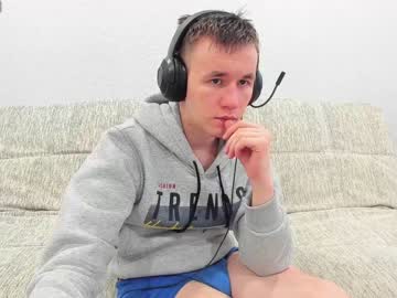 iliaskrislove cam stars
