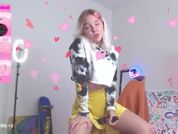 Cam stars girl petitebrat image #4426625