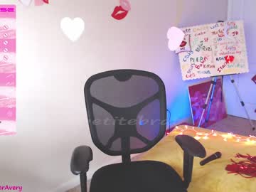 Cam stars girl petitebrat image #3725194