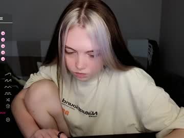 Cam stars girl small_blondee image #5528845