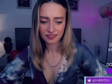 Cam stars girl _yvie_ image #4846603