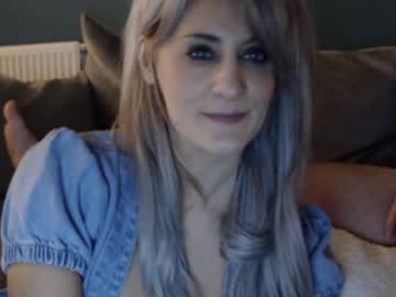 Cam stars girl english_rose__ image #3182420