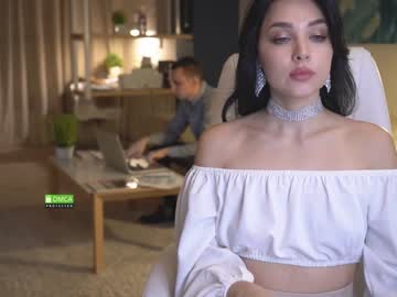 Cam stars couple office_online image #654231
