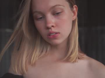 Cam stars girl bibi_it_is image #3752073