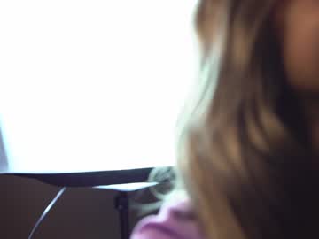 Cam stars girl cuteelsa_ image #5758240
