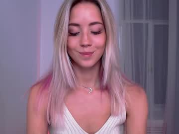 Cam stars girl emmi_rosee image #19119
