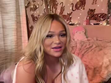 Cam stars girl ari_02 image #6537489