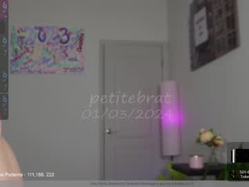 Cam stars girl petitebrat image #6033559