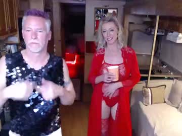 Cam stars couple rv_play image #1029887