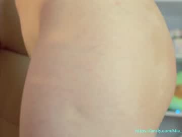 Cam stars girl mia_milagros image #1713168